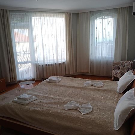 Guest Rooms Deva Burgas City Exteriér fotografie