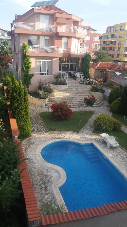 Guest Rooms Deva Burgas City Exteriér fotografie