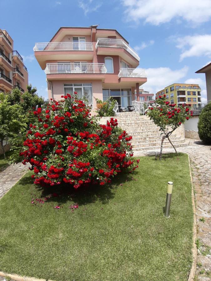 Guest Rooms Deva Burgas City Exteriér fotografie